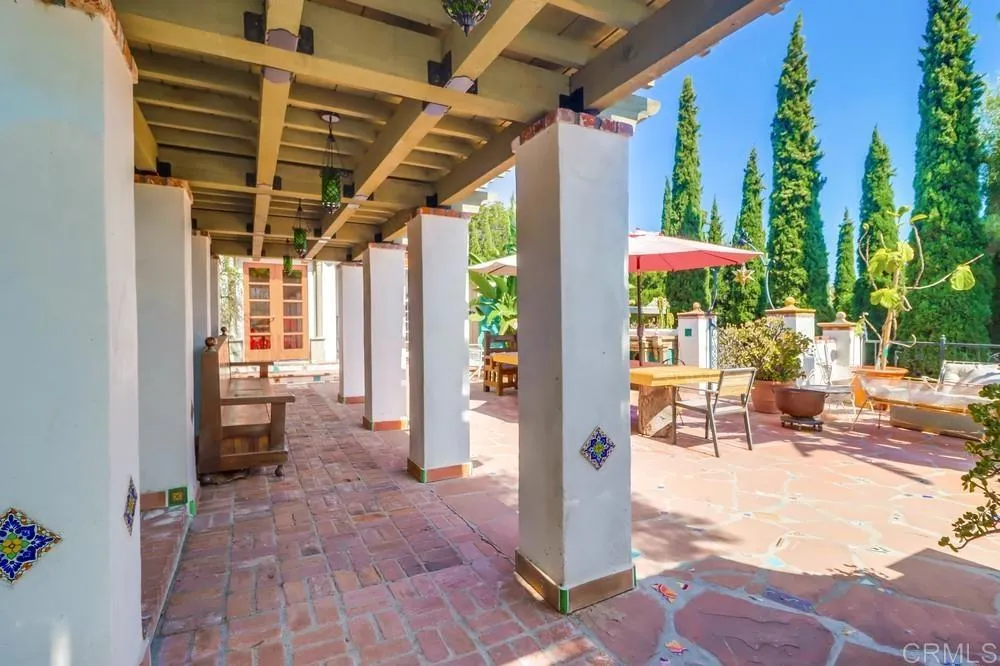 https://cdn.realtyfeed.com/cdn/127/306594885/26134d10bdefd0c1802704e0e11996bd.webp