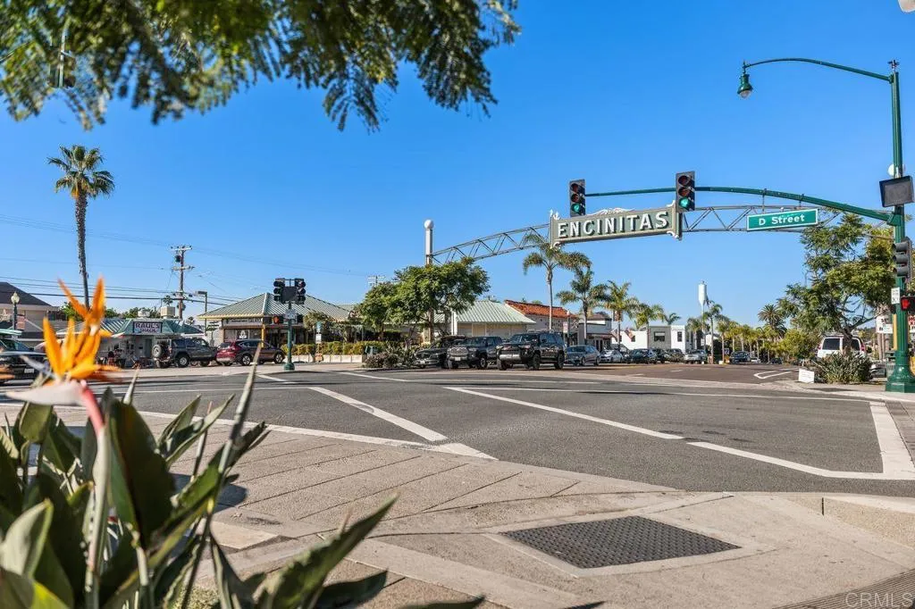 Photo #37: NDP2511102 Listing: Photo #37