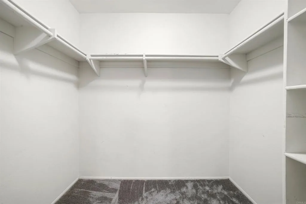 https://cdn.realtyfeed.com/cdn/127/306594975/431c33b8373c39beafe6eba392d7c6d5.webp
