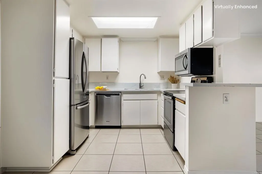 https://cdn.realtyfeed.com/cdn/127/306594975/563062a0720688a7f4179309a81c3219.webp