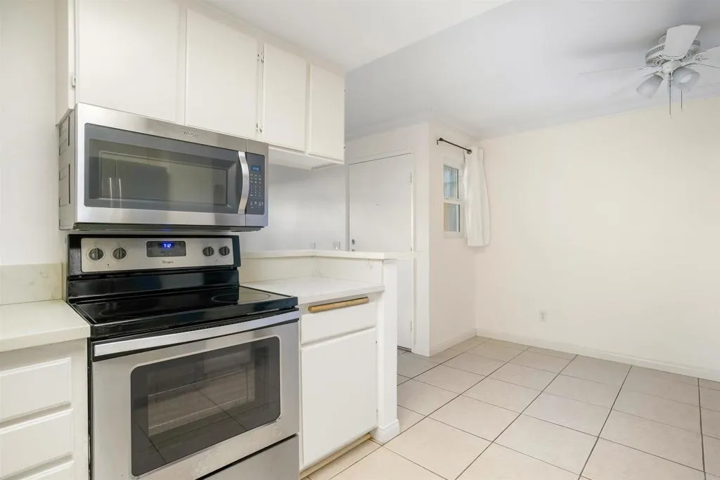 https://cdn.realtyfeed.com/cdn/127/306594975/b281c230d95170319a19d144624344b0.webp