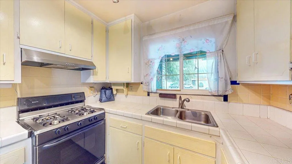 Photo #9: PTP2508800 Listing: Photo #9