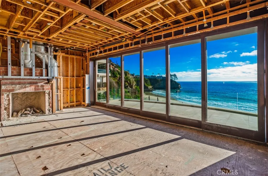 25 Bay, Laguna Beach, CA, 92651