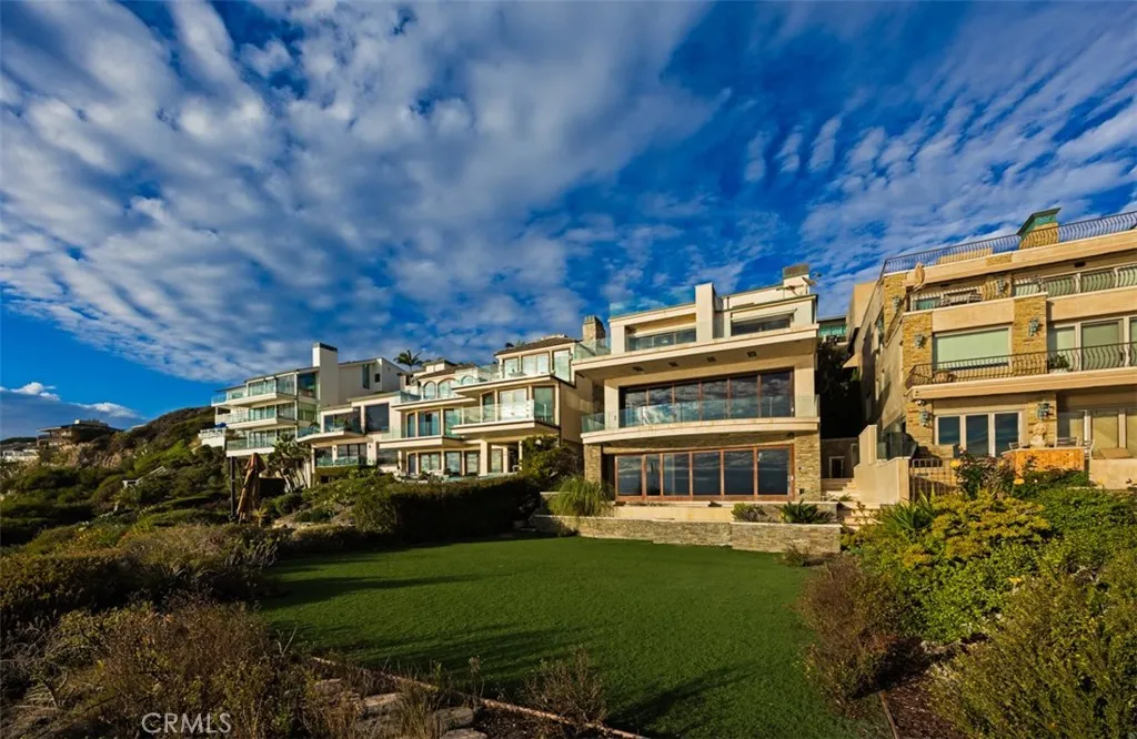 25 Bay, Laguna Beach, CA, 92651