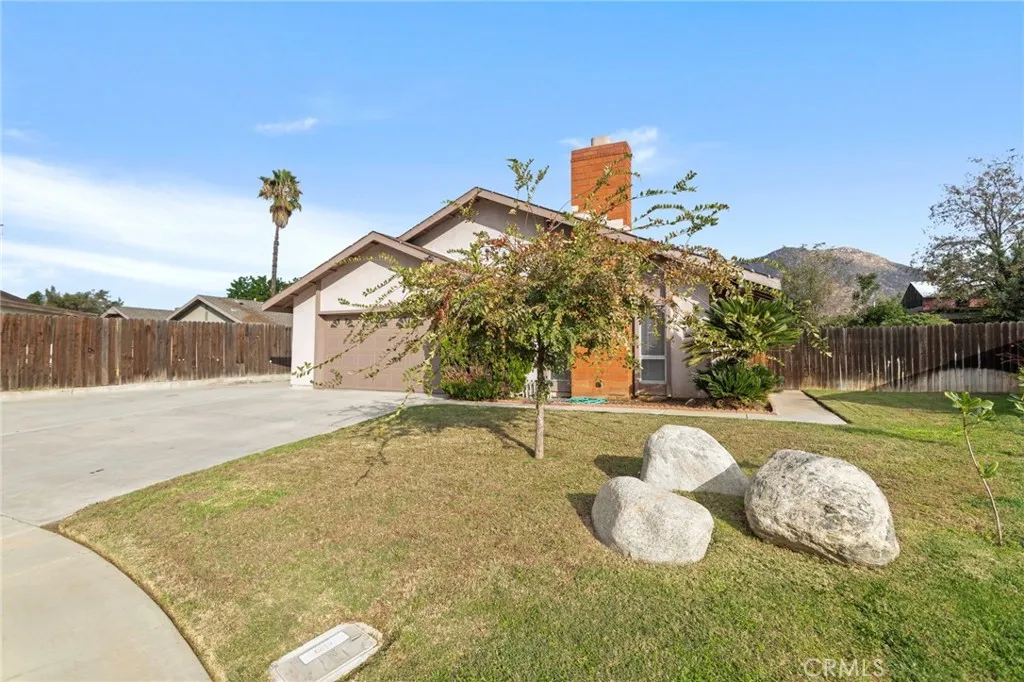 12661 Thomas Court, Grand Terrace, CA 92313 - Photo 3 of 28, Grand Terrace, CA