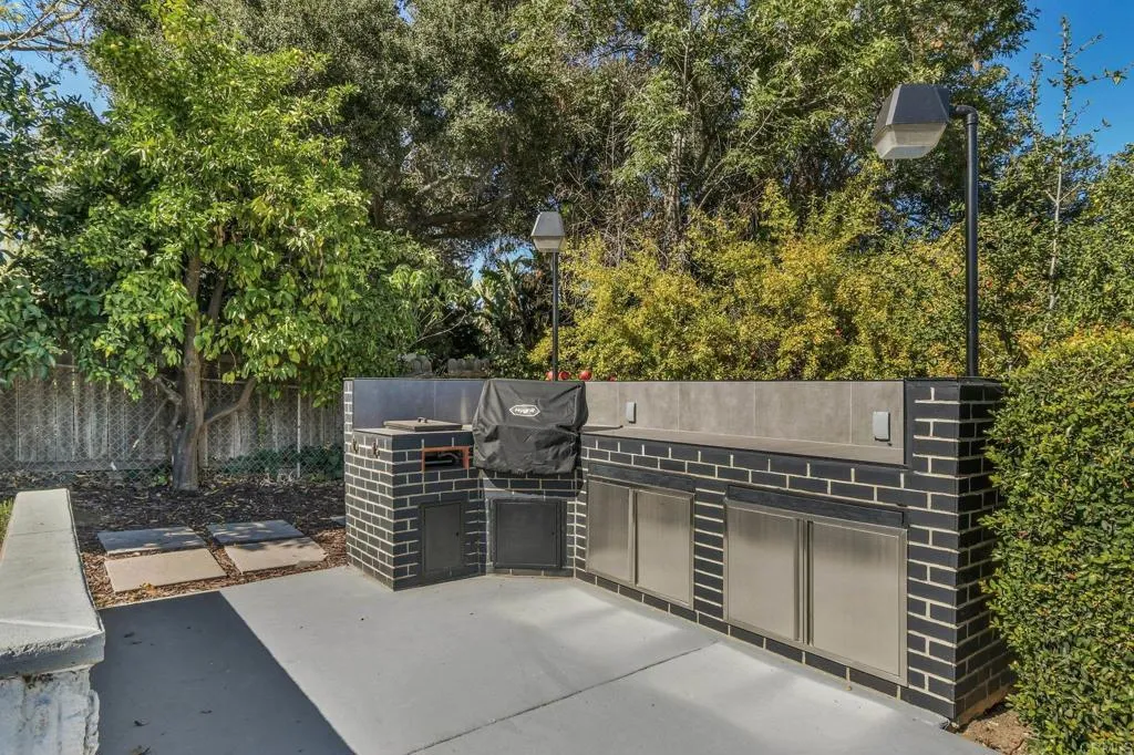 https://cdn.realtyfeed.com/cdn/127/306595169/96c1b75947df81b84e79d268ec730691.webp