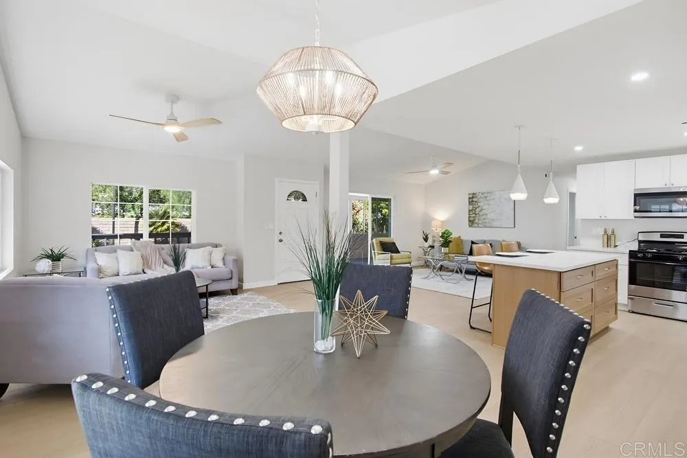525 W El Norte Pkwy UNIT 302, Escondido, CA, 92026