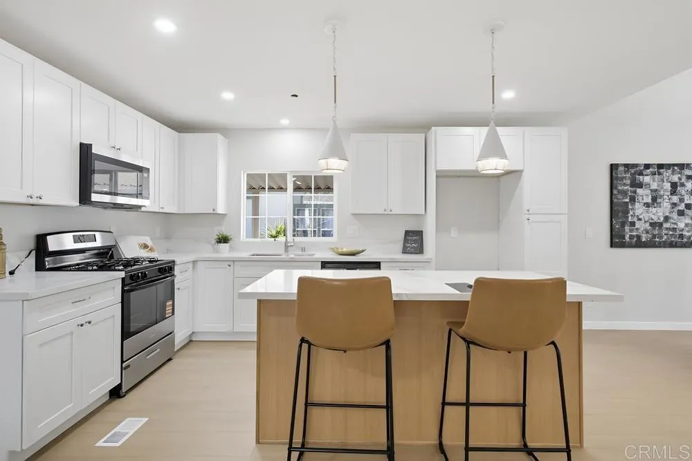 525 W El Norte Pkwy UNIT 302, Escondido, CA, 92026