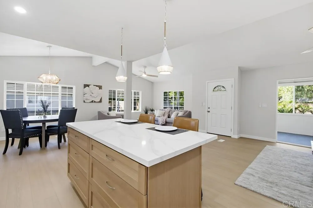 525 W El Norte Pkwy UNIT 302, Escondido, CA, 92026