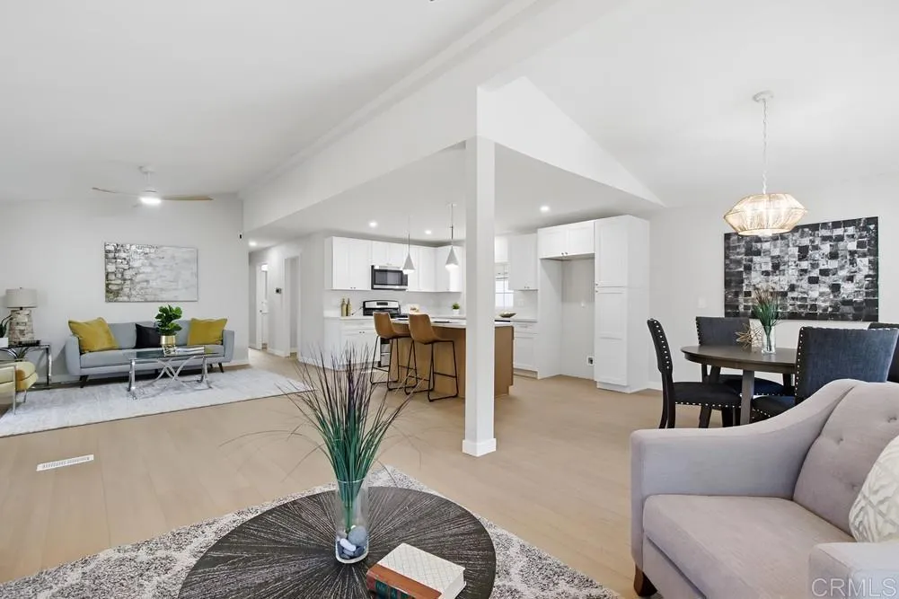 525 W El Norte Pkwy UNIT 302, Escondido, CA, 92026