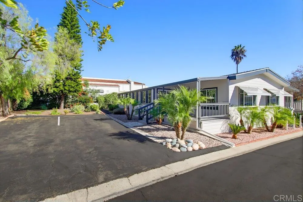 525 W El Norte Pkwy UNIT 302, Escondido, CA, 92026