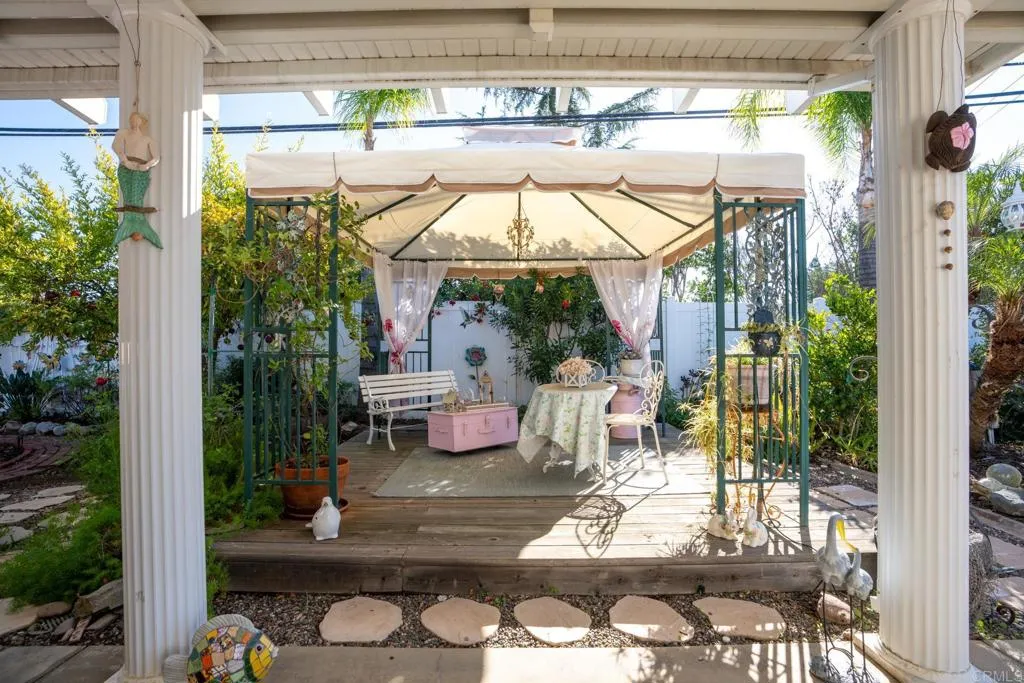 https://cdn.realtyfeed.com/cdn/127/306595198/164e987362e4a82860c6323a00d3db7e.webp