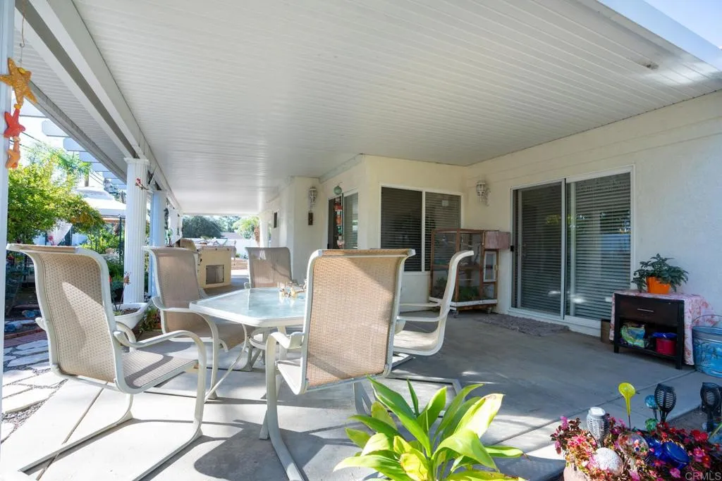 https://cdn.realtyfeed.com/cdn/127/306595198/df1a695e64edd4b2651c5a1fb7f607f5.webp
