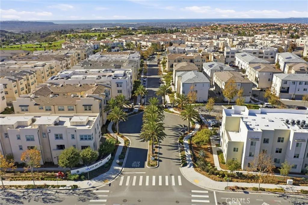 https://cdn.realtyfeed.com/cdn/127/306595201/388d08af396605602af9509cee1b1328.webp