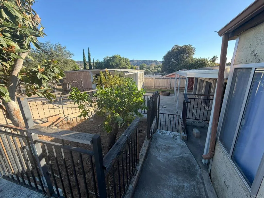 https://cdn.realtyfeed.com/cdn/127/306595339/1287887fa1f479dffb1d76f665e98b76.webp
