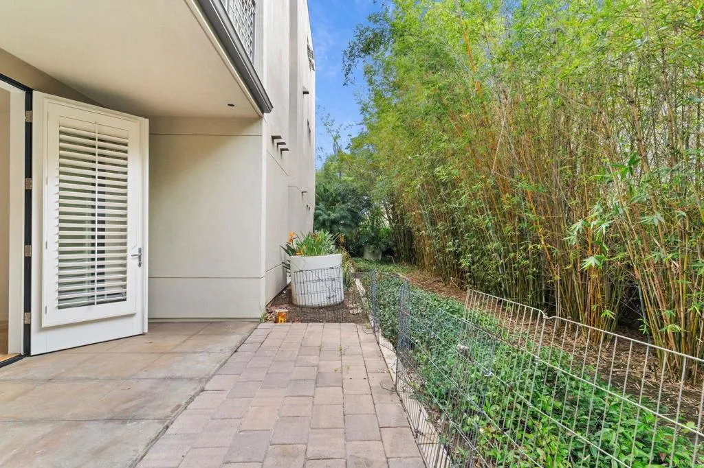 Photo #29: NDP2511114 Listing: Photo #29