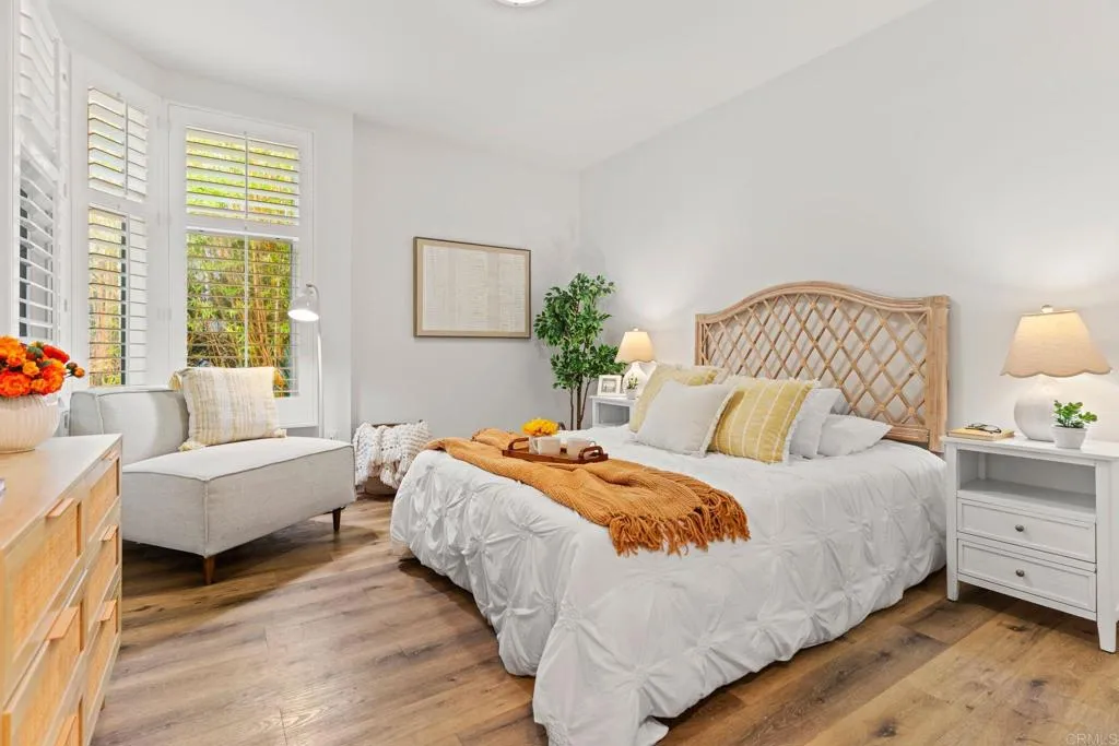 Photo #8: NDP2511114 Listing: Photo #8