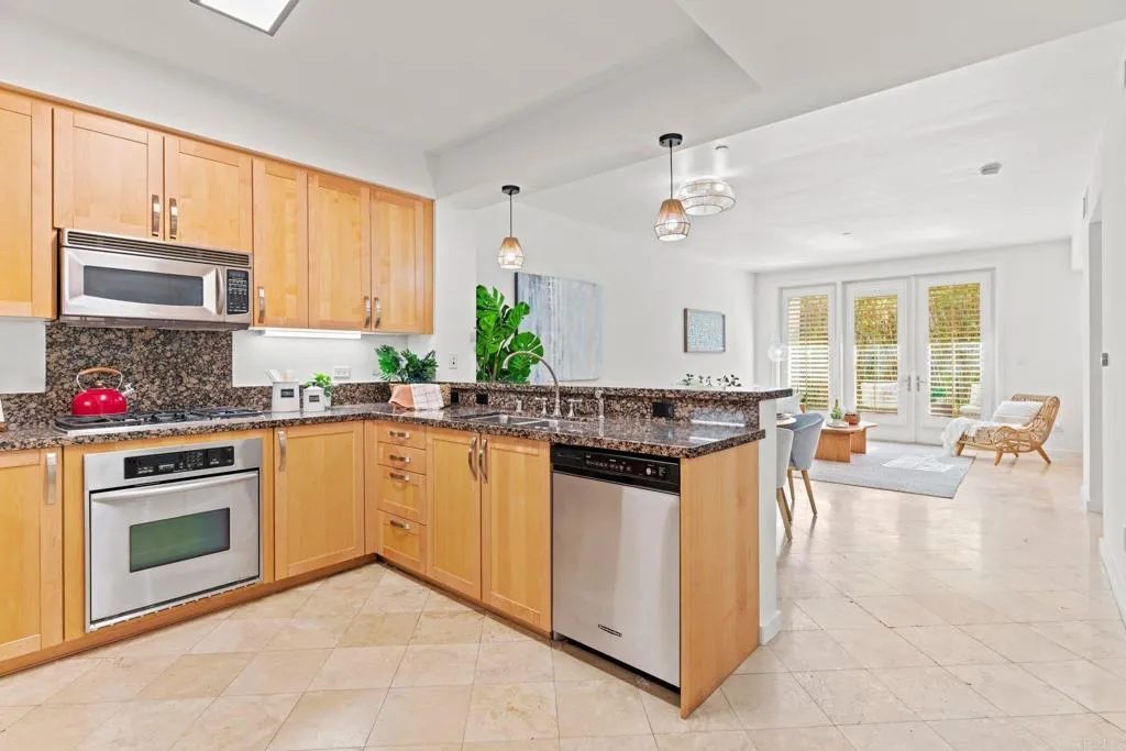 Photo #3: NDP2511114 Listing: Photo #3