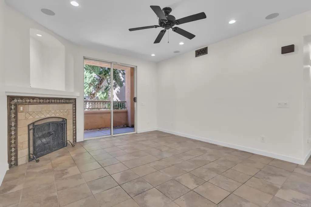 https://cdn.realtyfeed.com/cdn/127/306595365/60e0ea6d3544c1e51db39a5b440adb5f.webp