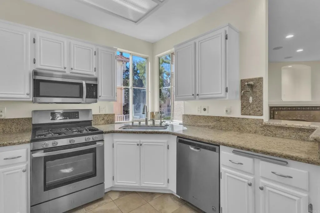 https://cdn.realtyfeed.com/cdn/127/306595365/f59fd4317ca163131f344a160426e017.webp