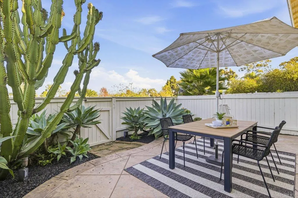 https://cdn.realtyfeed.com/cdn/127/306595368/8641c124db2437a86081d2ebf56652b4.webp