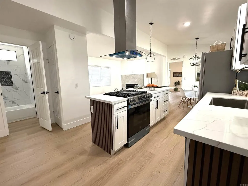https://cdn.realtyfeed.com/cdn/127/306595392/0a870ce2b2f6ac7f62d4492e2394ca01.webp