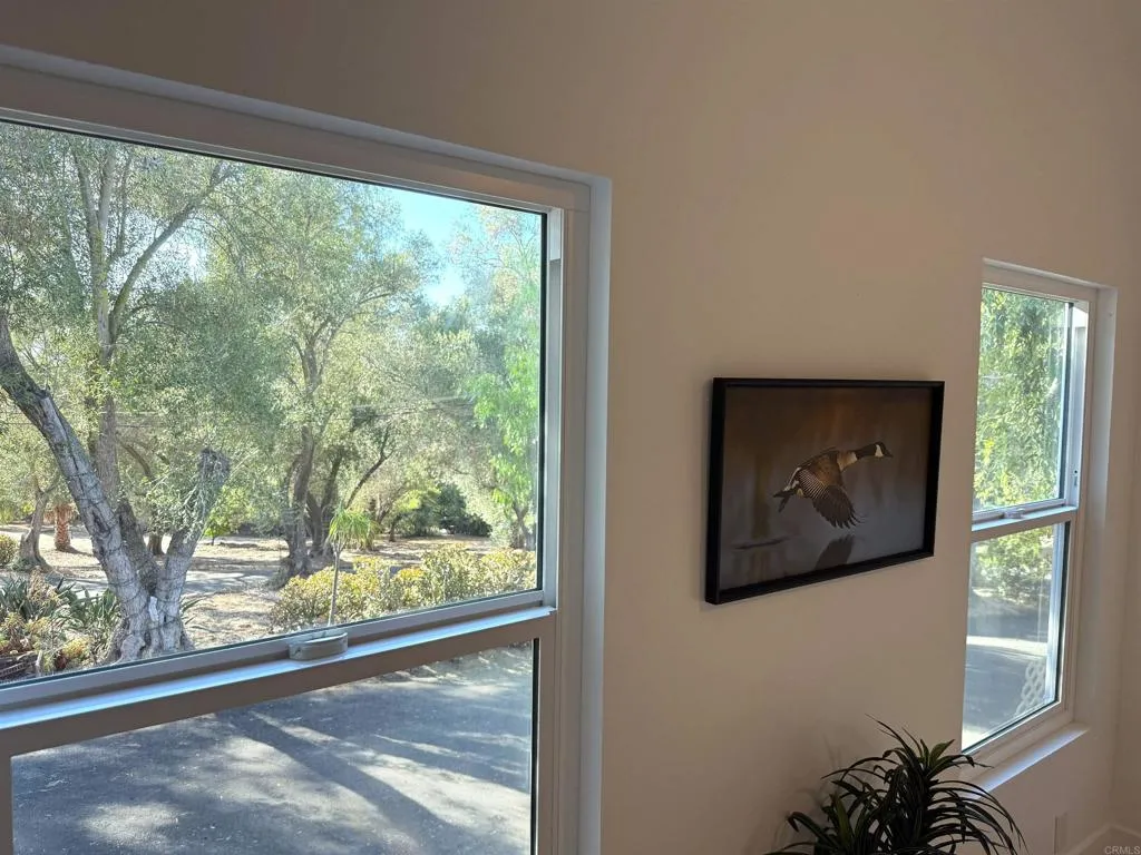 https://cdn.realtyfeed.com/cdn/127/306595392/a2be6e6ec74c31edfe713fb3595e2d27.webp