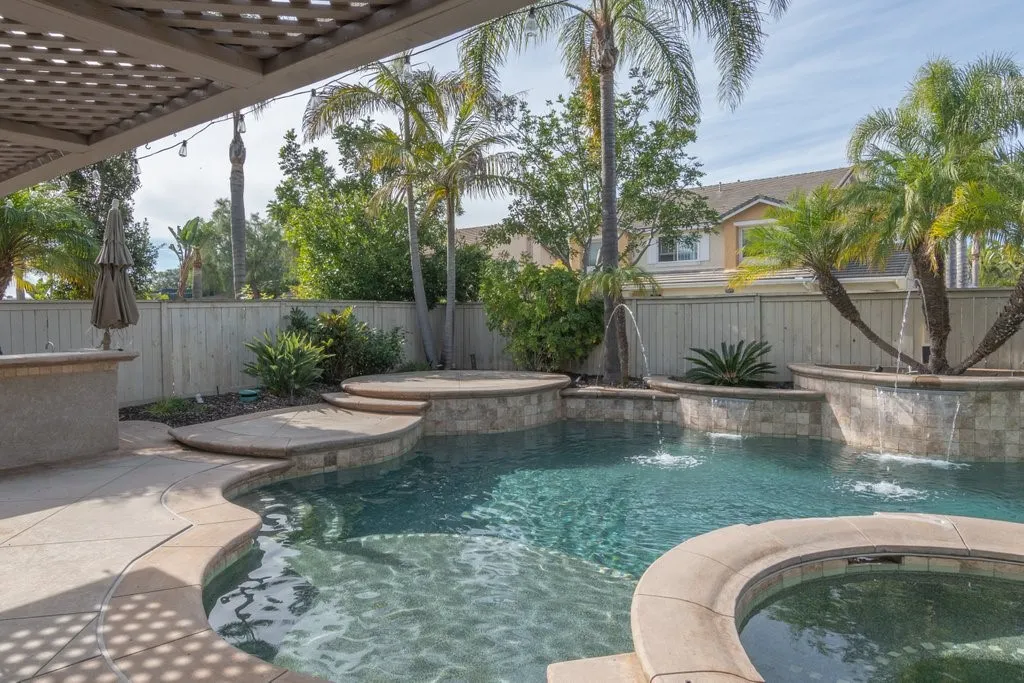 https://cdn.realtyfeed.com/cdn/127/306595399/fcb5efb9a52d03a14e9a1733f733db60.webp