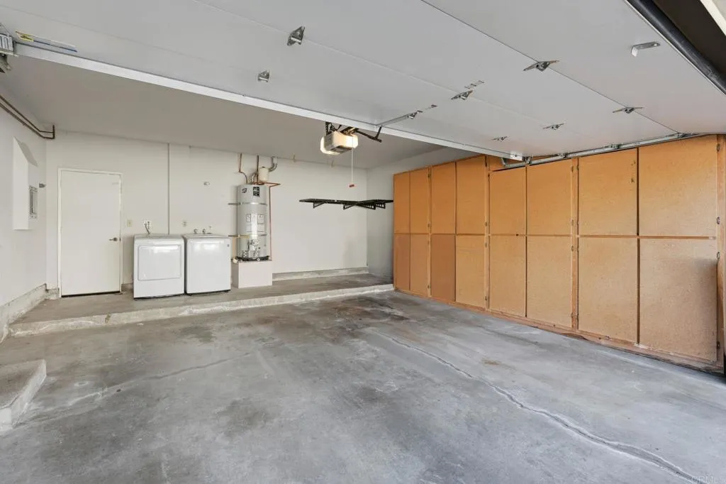 https://cdn.realtyfeed.com/cdn/127/306595404/2c30b8850c3da6a448d521a9b823958e.webp