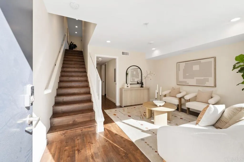 Photo #5: NDP2511117 Listing: Photo #5