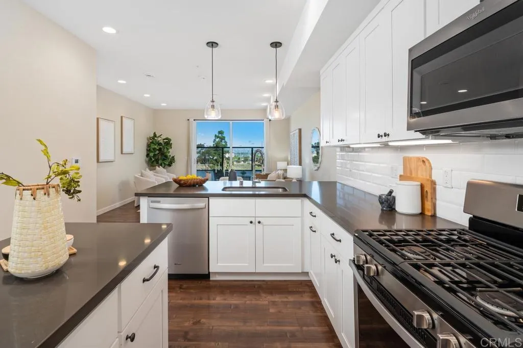 Photo #9: NDP2511117 Listing: Photo #9