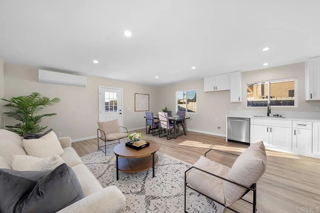 Photo #8: PTP2508824 Listing: Photo #8