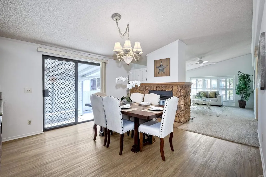 https://cdn.realtyfeed.com/cdn/127/306595469/48ba08f95955842eb5abb66767b8d669.webp
