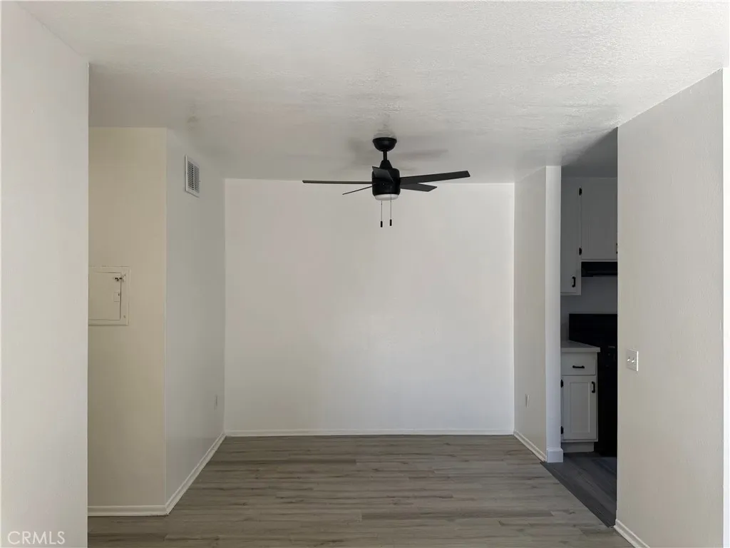 Santa Ana, CA 92701