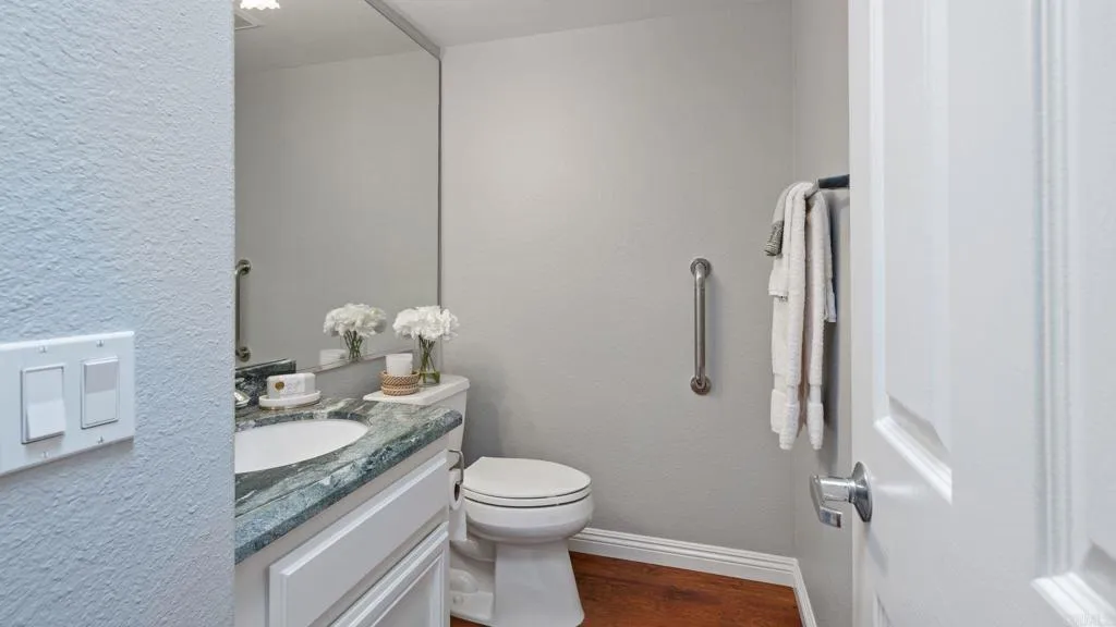 Photo #20: NDP2511120 Listing: Photo #20