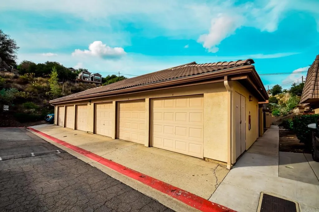 https://cdn.realtyfeed.com/cdn/127/306595642/1ffba2fd6750b28359466f74927958a5.webp