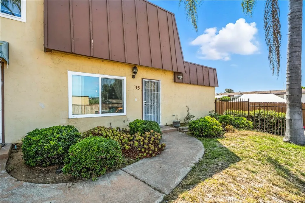https://cdn.realtyfeed.com/cdn/127/306595644/004cc1f713396894692c4fe7833ff3b3.webp