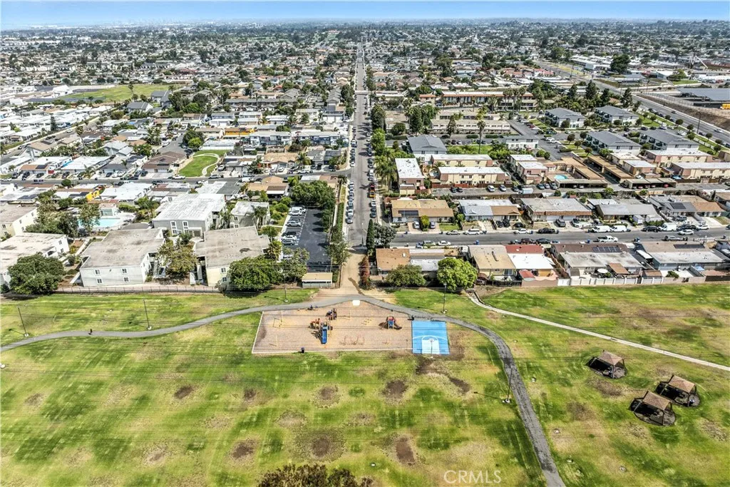 https://cdn.realtyfeed.com/cdn/127/306595644/8e19854caf6062ead9c89bdf6b4a0bf4.webp