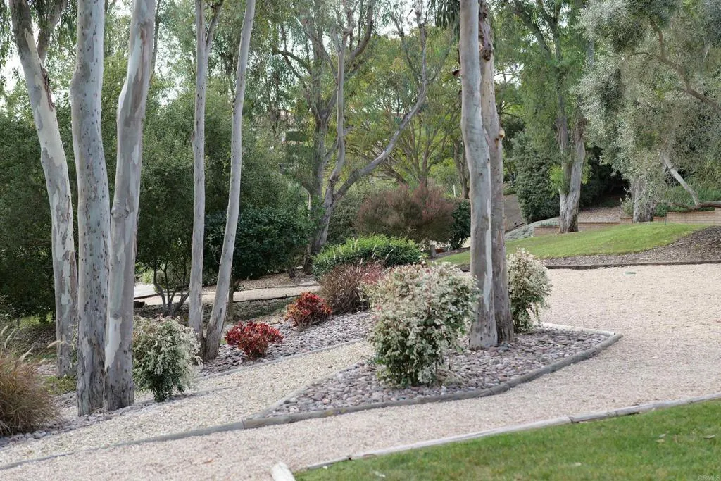 https://cdn.realtyfeed.com/cdn/127/306595694/4ca02b3d0faf11d047b77ef5ccda9c18.webp