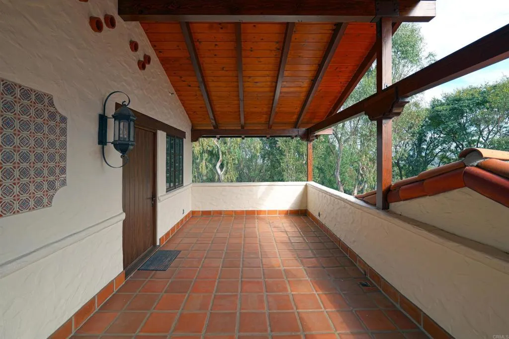 https://cdn.realtyfeed.com/cdn/127/306595694/4e96e19f57c0dbfb12aa01991f3094c8.webp