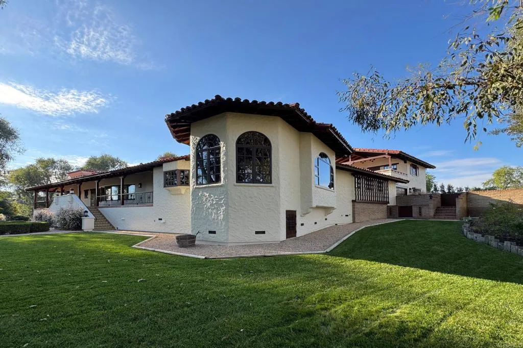 https://cdn.realtyfeed.com/cdn/127/306595694/7c9d51157c3ff00b04c0927d1ab7c1ab.webp