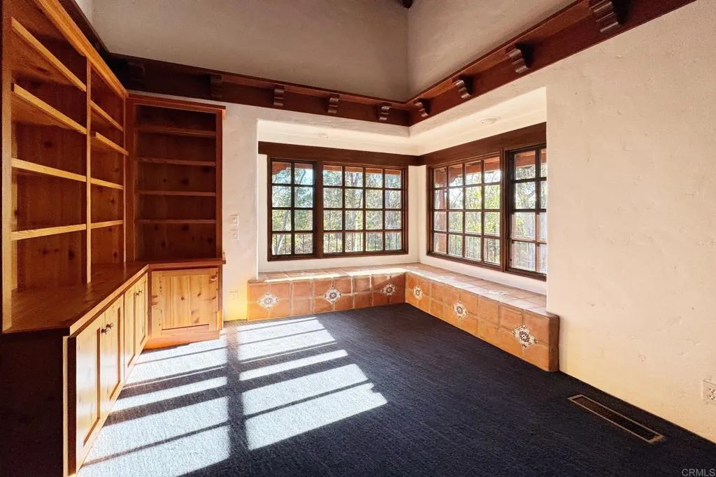 https://cdn.realtyfeed.com/cdn/127/306595694/d37eb0b621d4d9585dc19cab0b96cda8.webp