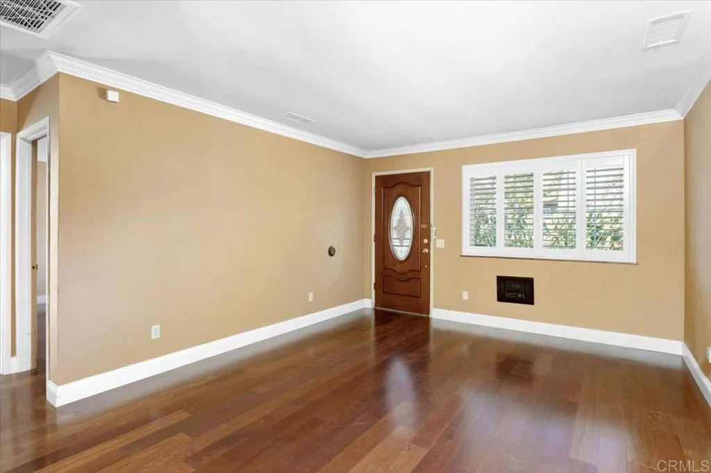 https://cdn.realtyfeed.com/cdn/127/306595869/3d3362e75b7c0e2baf49605404e29051.webp