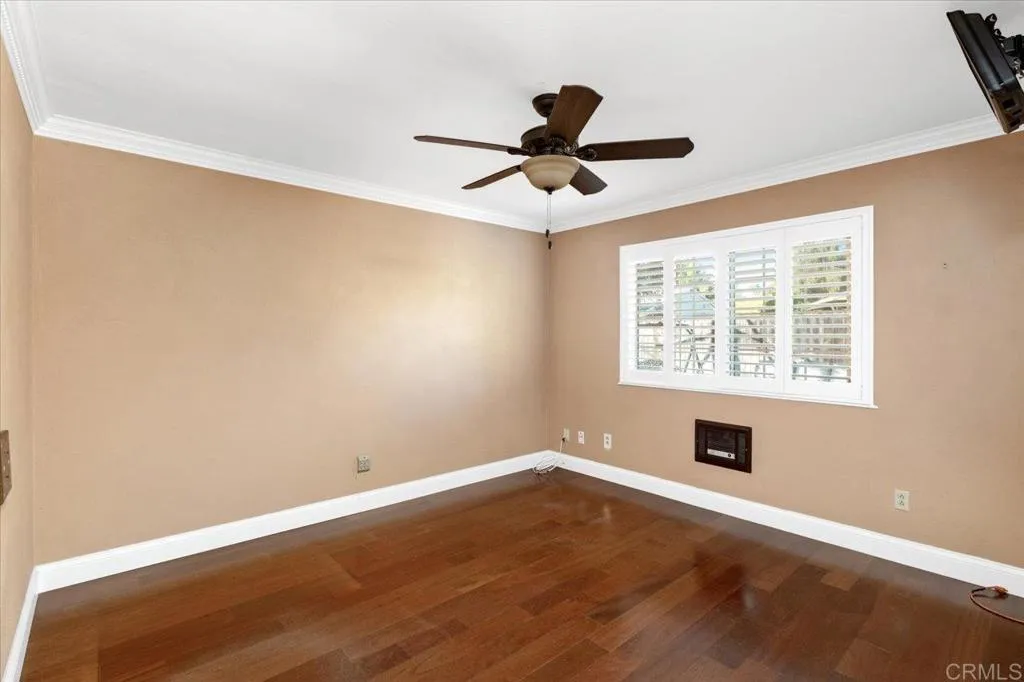 https://cdn.realtyfeed.com/cdn/127/306595869/e2d6561233b8bcca8888f0f2960826d8.webp