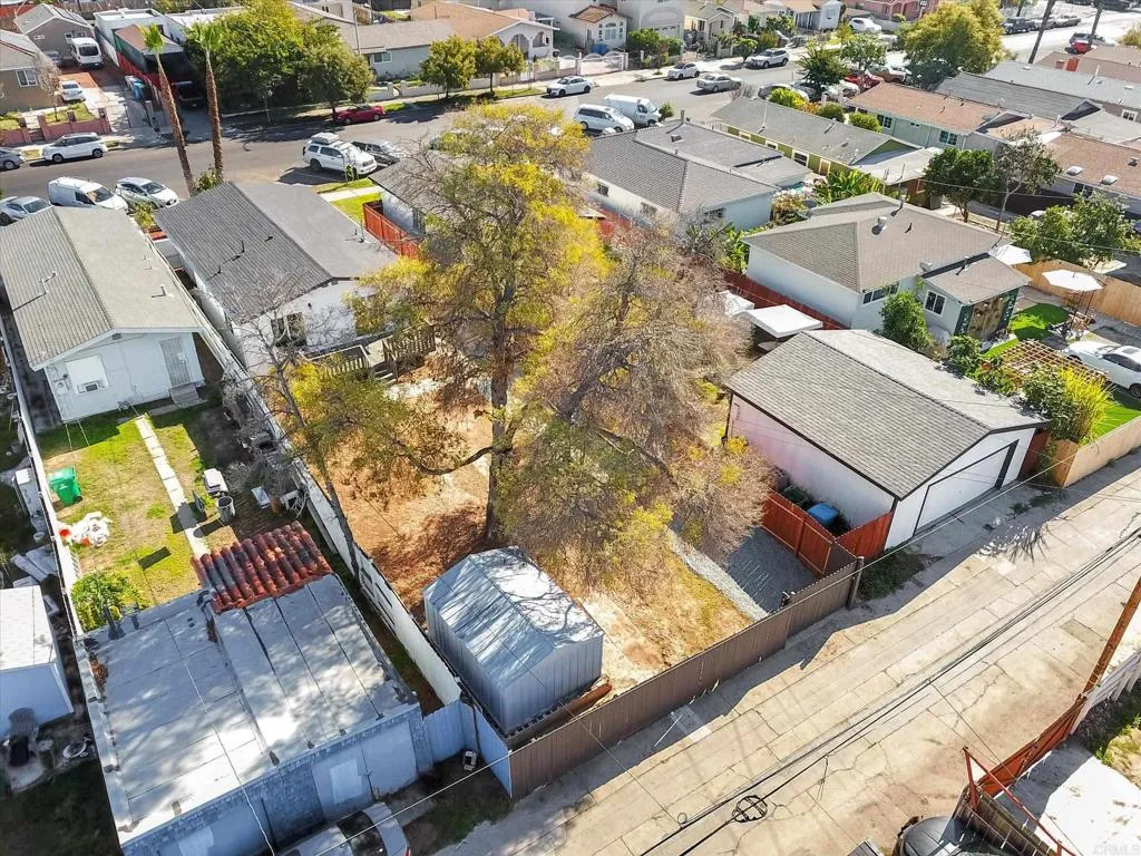 https://cdn.realtyfeed.com/cdn/127/306595960/3b4a3c0b761399448c48fe6e92175158.webp