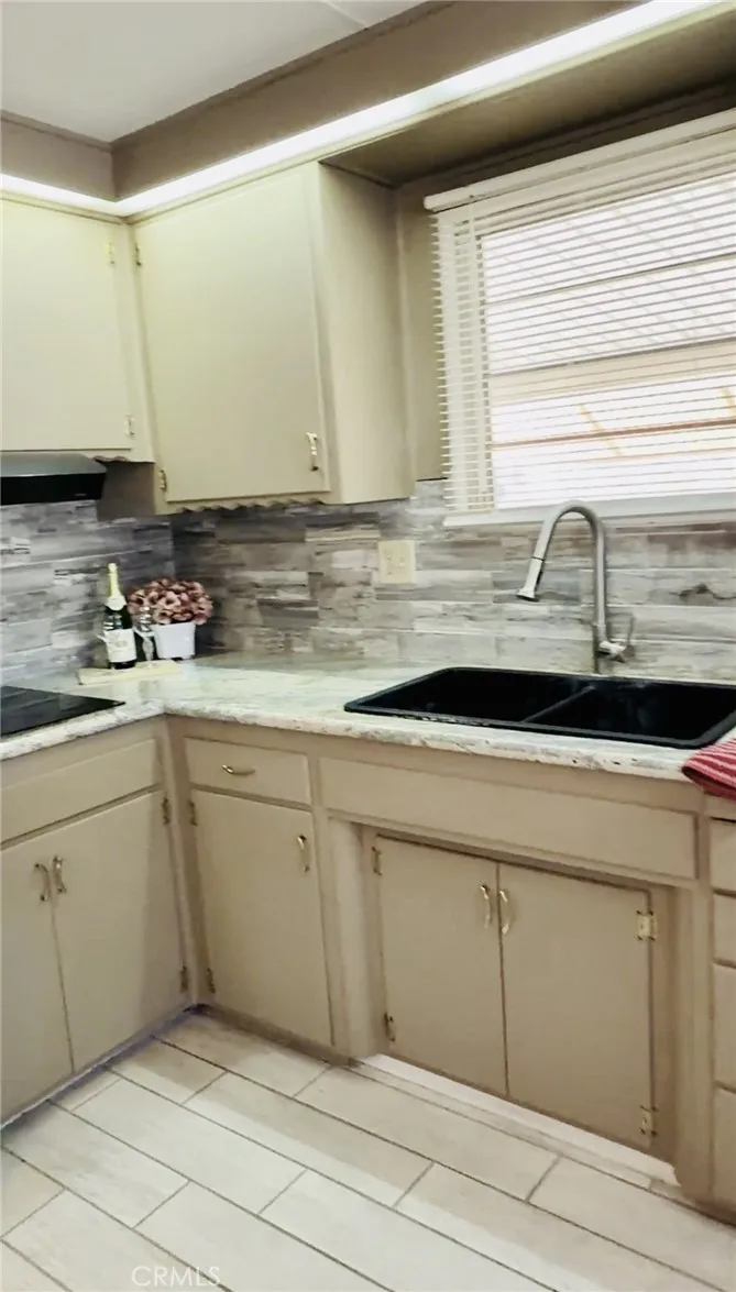 690 Santa Clara, Hemet, CA 92543 - Photo 4 of 15, Hemet, CA