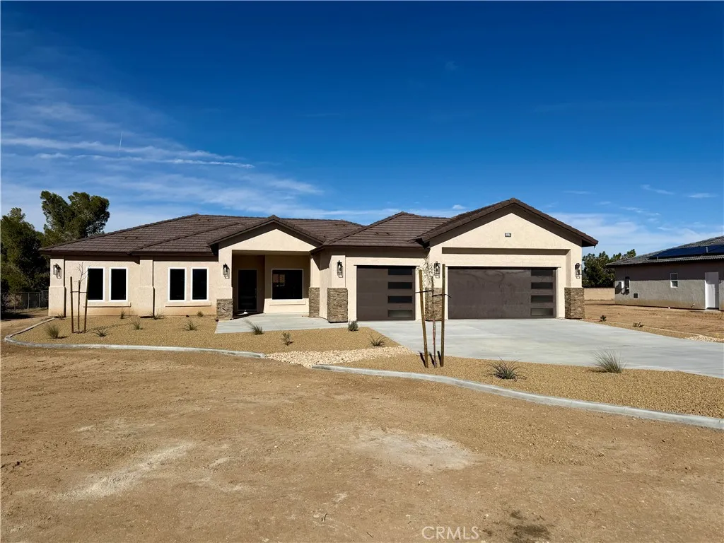 Apple Valley, CA 92307