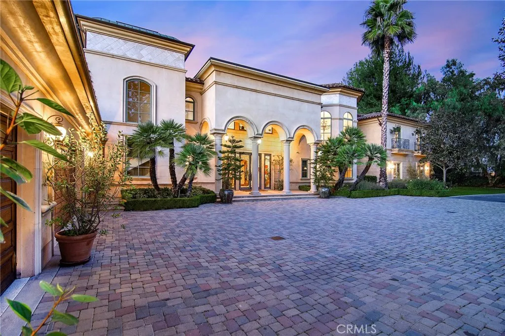 Tarzana, CA 91356