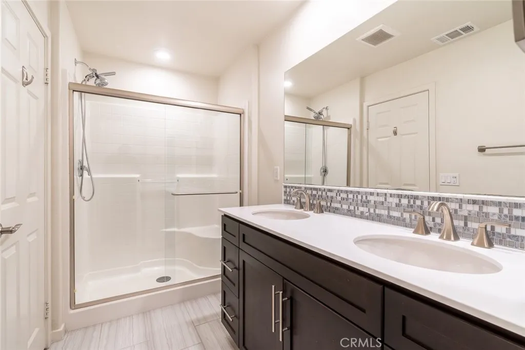 Photo #25: SW25267972 Listing: Photo #25