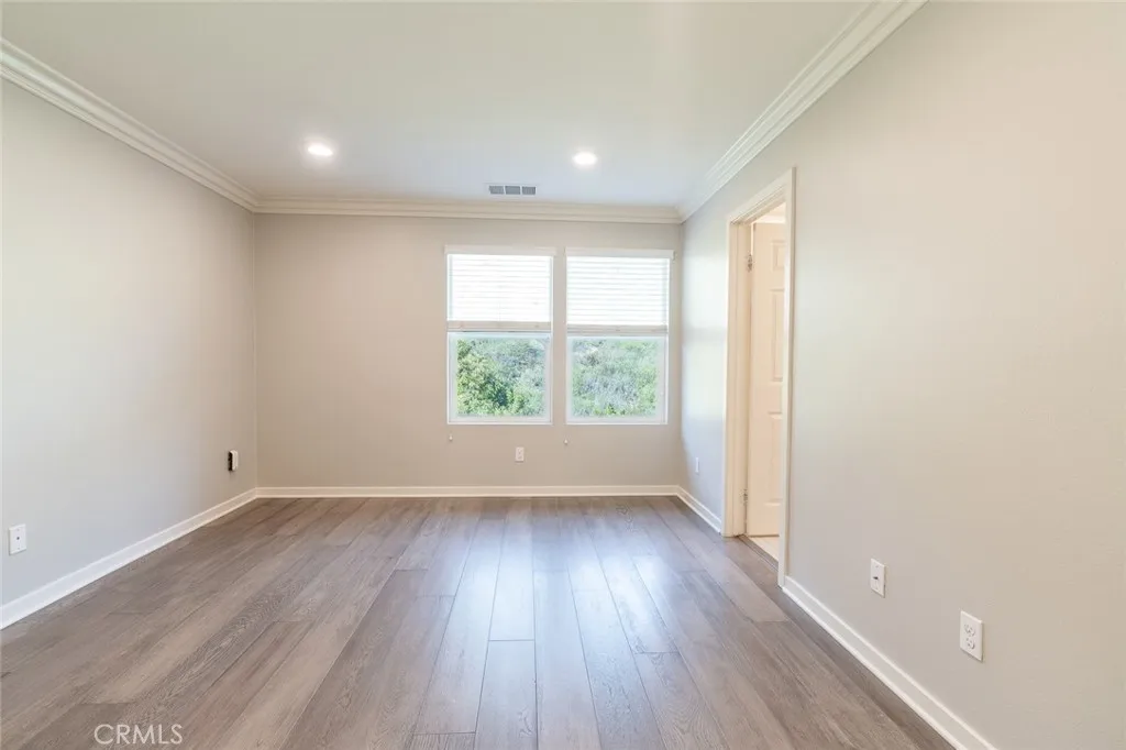 Photo #32: SW25267972 Listing: Photo #32